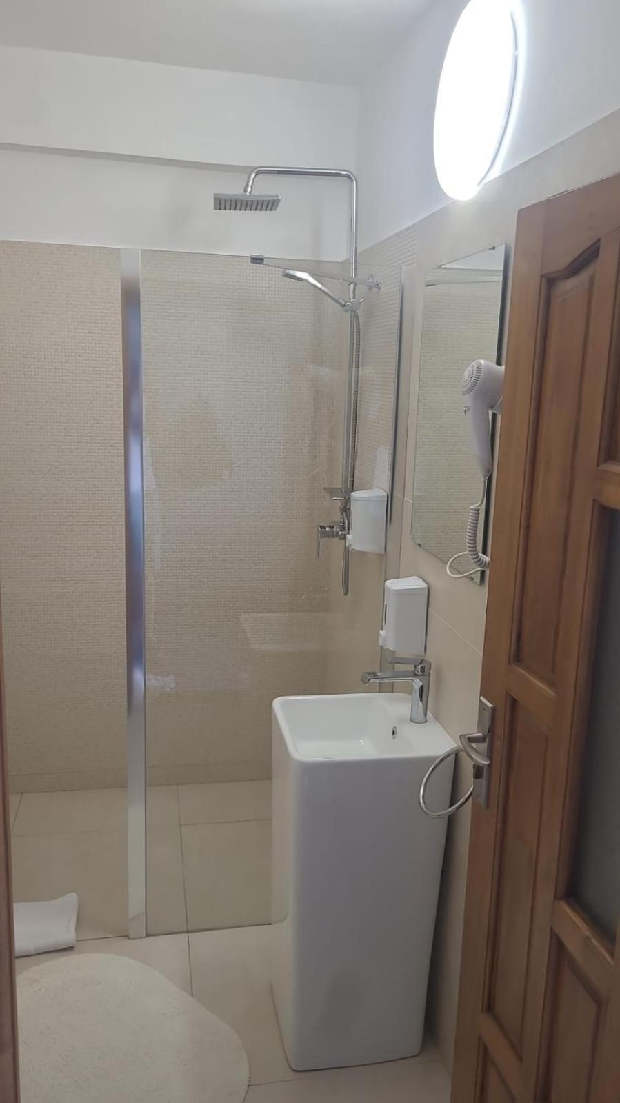 Hotel Delaf Kolozsvár Kültér fotó